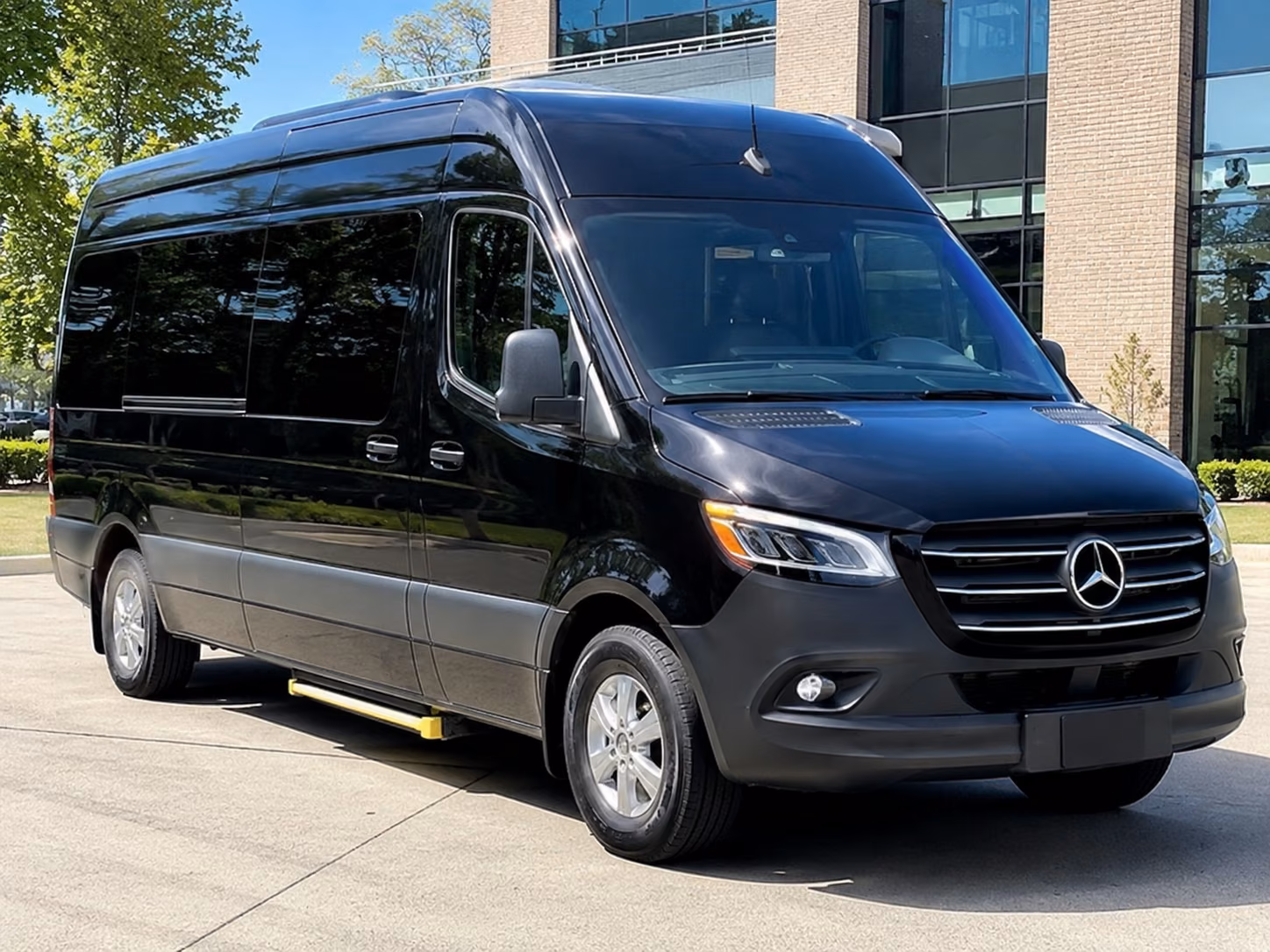20 passenger sprinter van